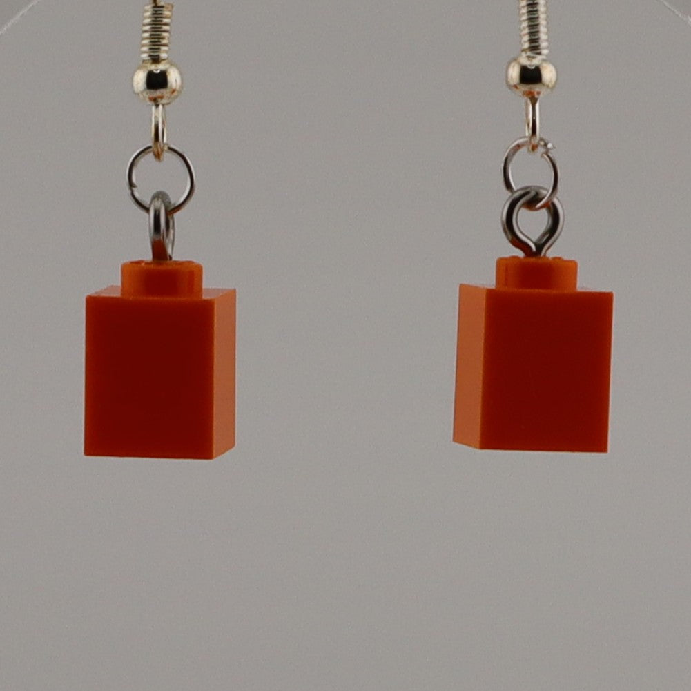 1X1 BRICK HANGING EARRING