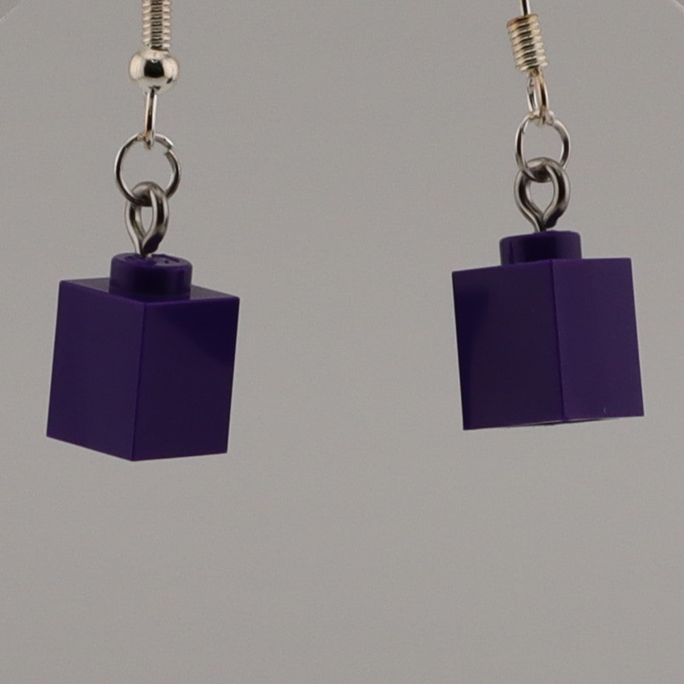 1X1 BRICK HANGING EARRING