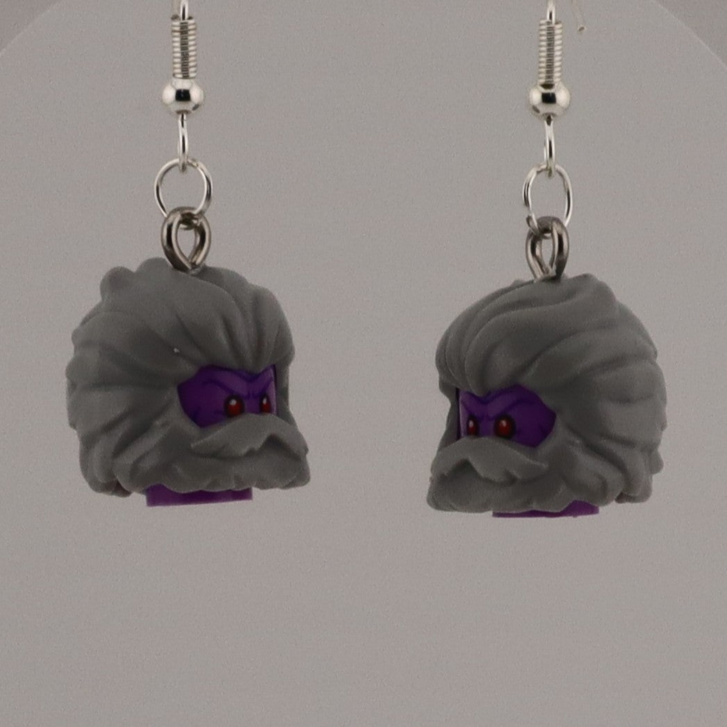 HANGING HEADS EARRINGS