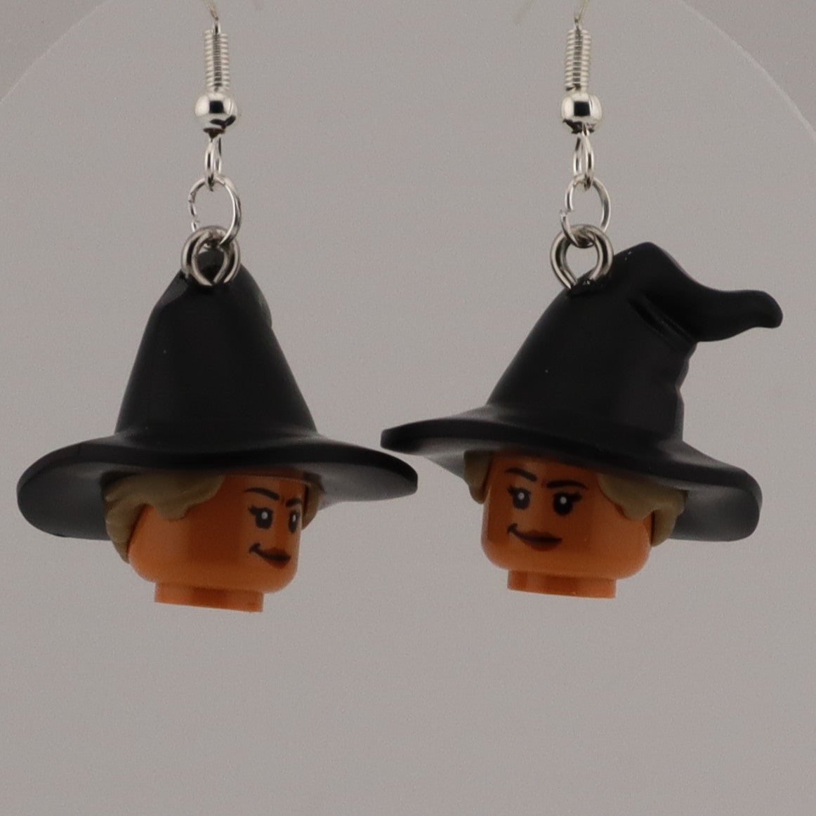 HANGING HEADS EARRINGS