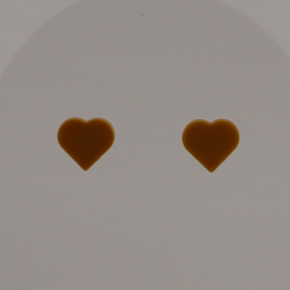HEART SHAPED STUDS