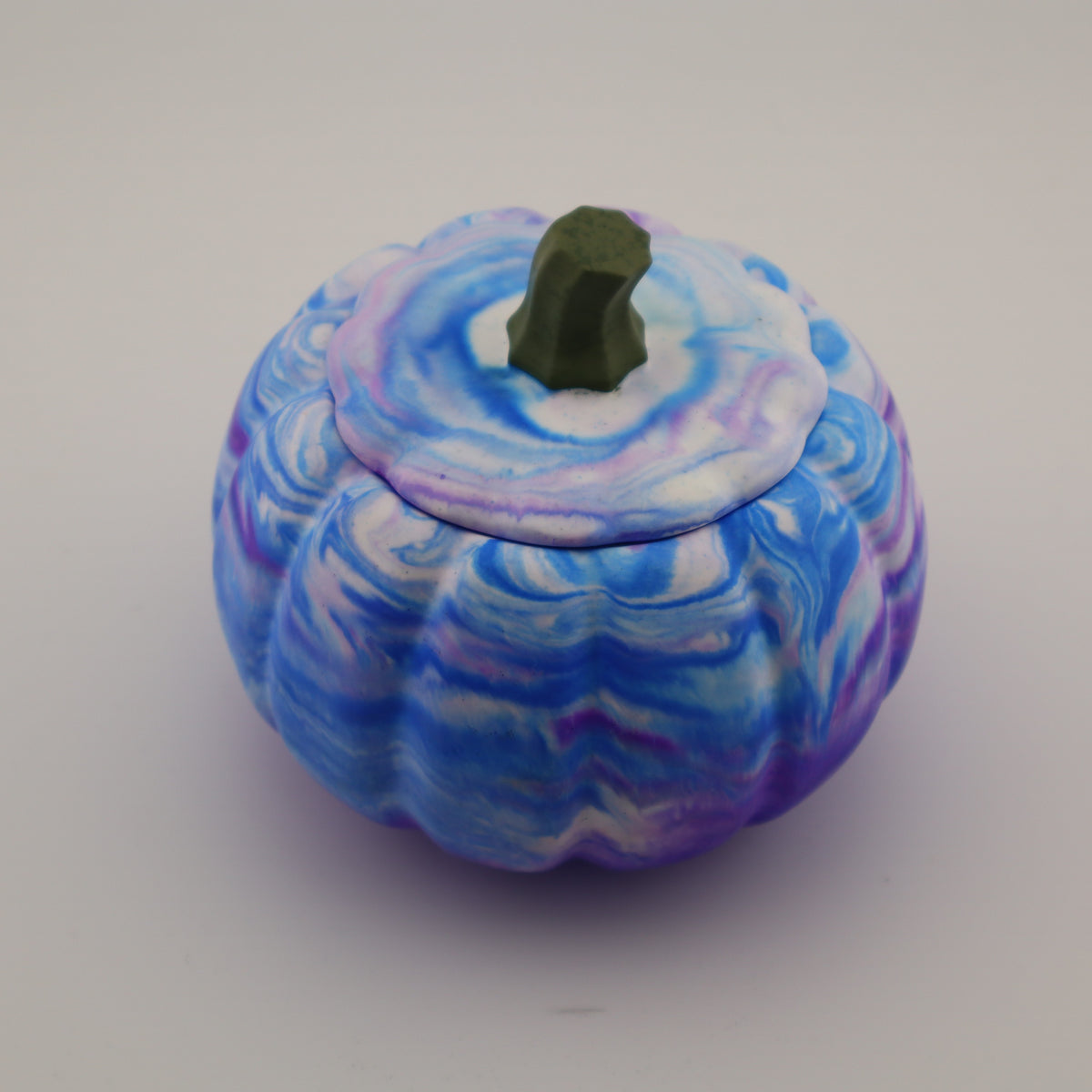 RESIN AND CERAMIC CRAFTS