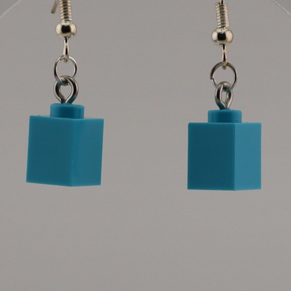 1X1 BRICK HANGING EARRING
