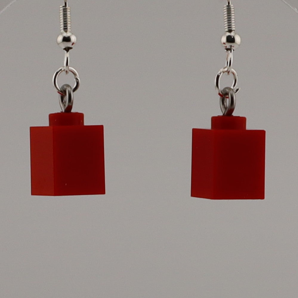 1X1 BRICK HANGING EARRING