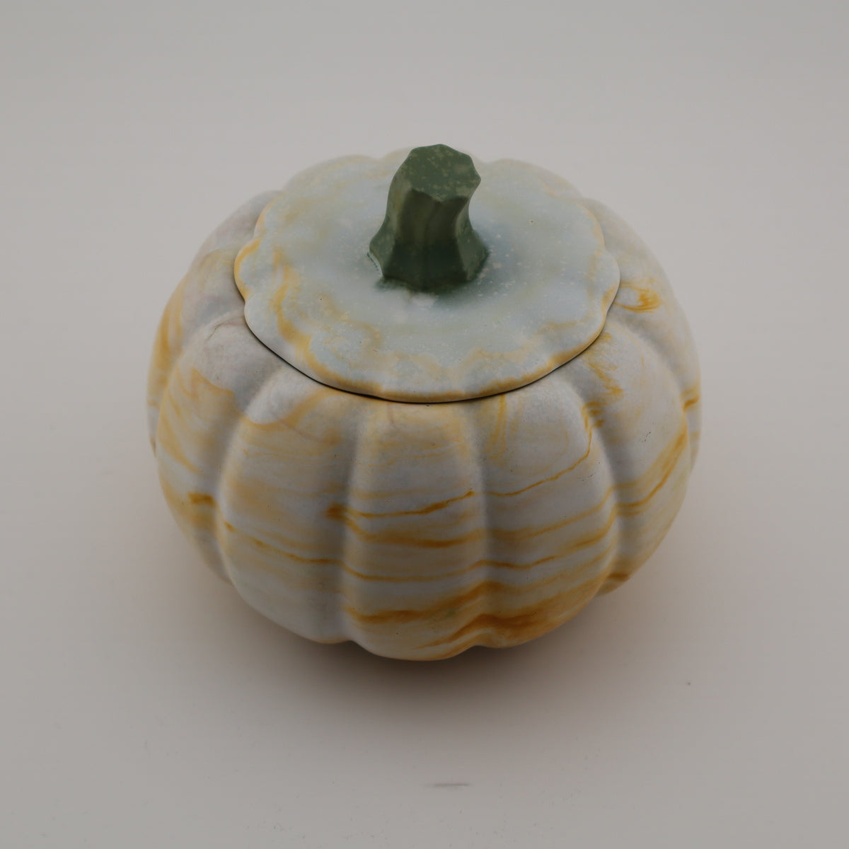 RESIN AND CERAMIC CRAFTS