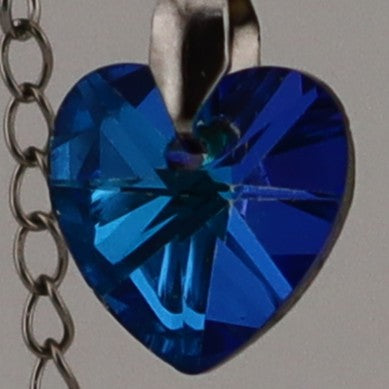 PENDANTS AND NECKLACES